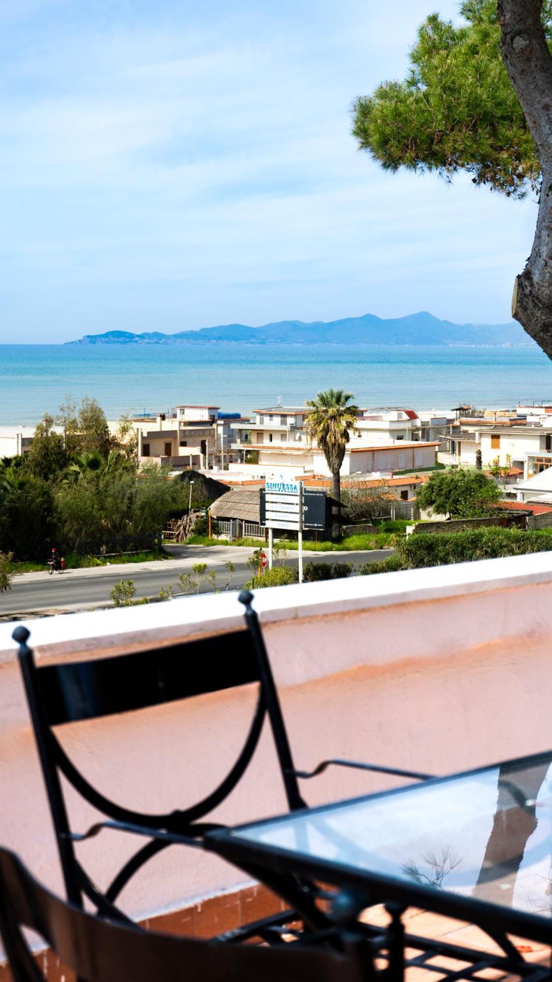 Hotel Sinuessa Terme Mondragone Exterior foto